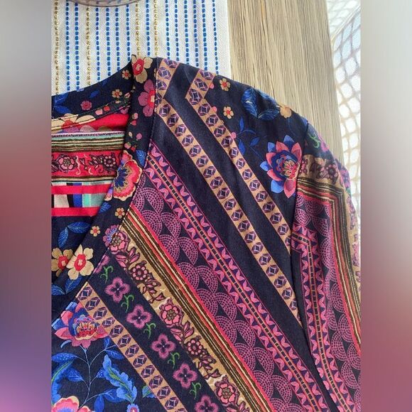 Johnny Was  Floral T-Shirt Womens Sz 2X Long Sleeve V Neck Top Multicolor - Picture 6 of 11